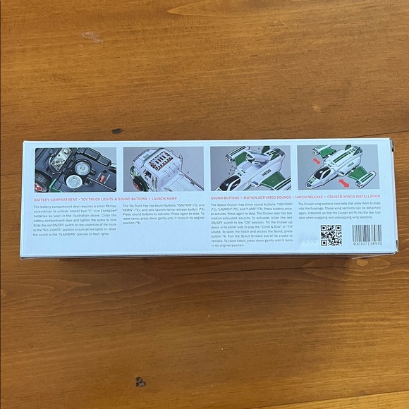 2014 Hess Truck with Space Cruiser & Scout Hess Toy Truck 50th Anniversary - Picture 4 of 9